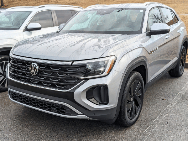 Outside the Atlas Cross Sport