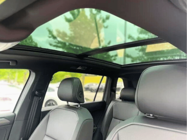 Tiguan SUV Sunroof