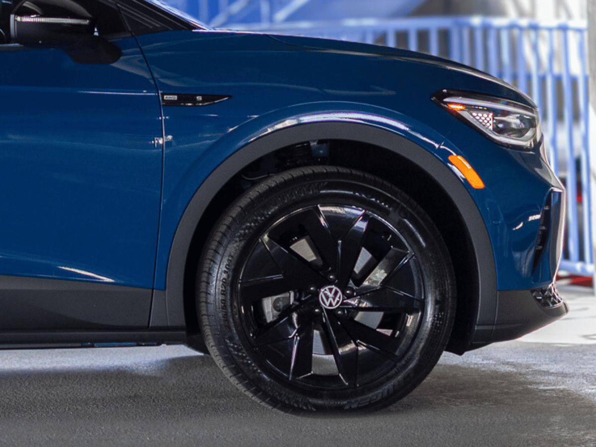 2025 ID.4 Black Package at Crain Volkswagen of Fayetteville - Your Local Fayetteville Dealer