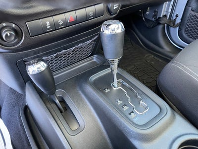 2017 Jeep Wrangler Unlimited Sahara - KEYLESS ENTRY / HEATED MIRRORS