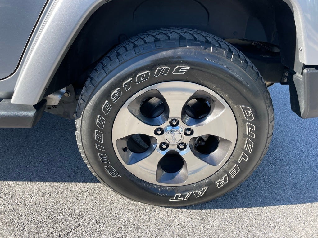 2017 Jeep Wrangler Unlimited Sahara - KEYLESS ENTRY / HEATED MIRRORS