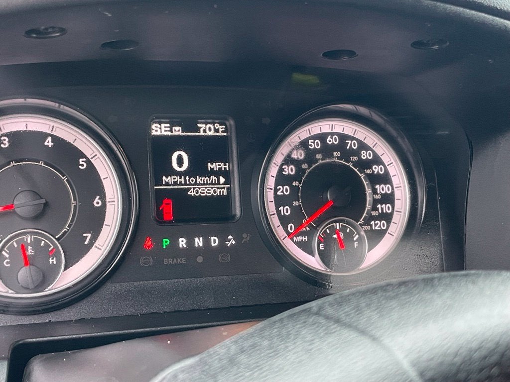 2022 RAM 1500 Classic Warlock - CLEAN CARFAX / 1-OWNER