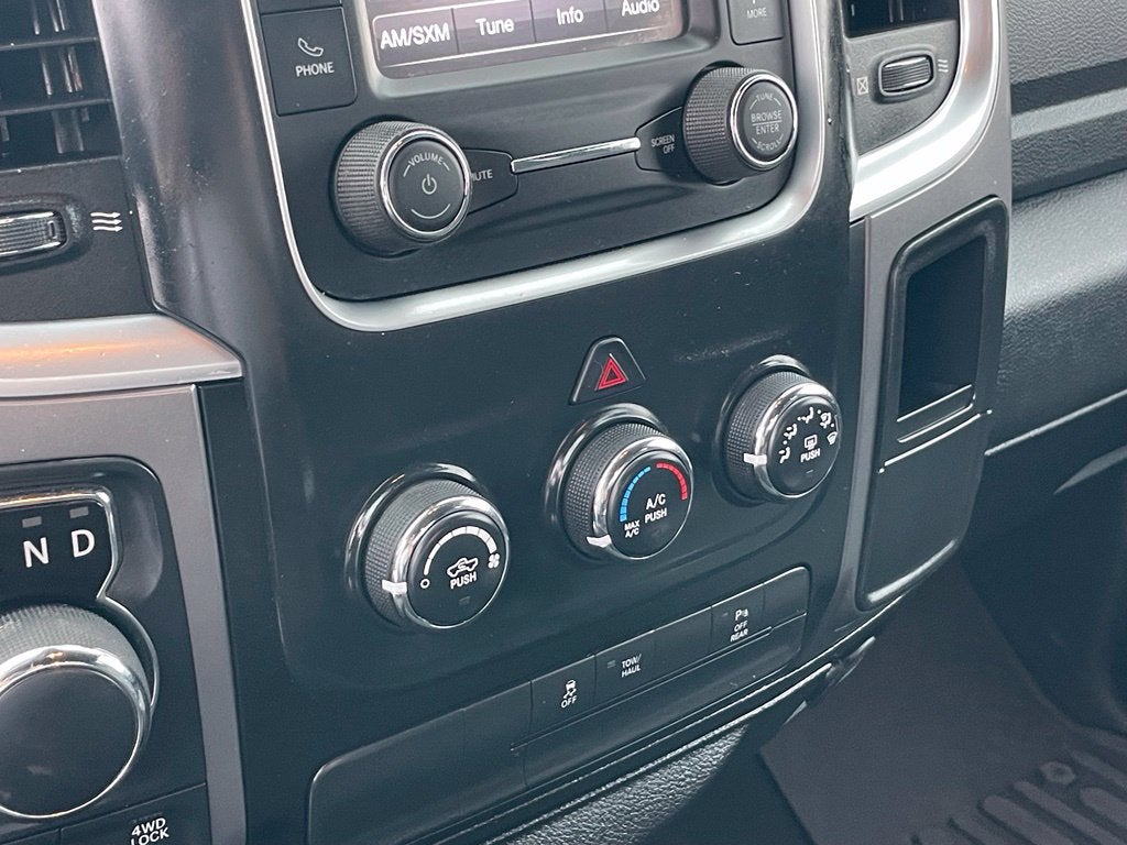 2022 RAM 1500 Classic Warlock - CLEAN CARFAX / 1-OWNER