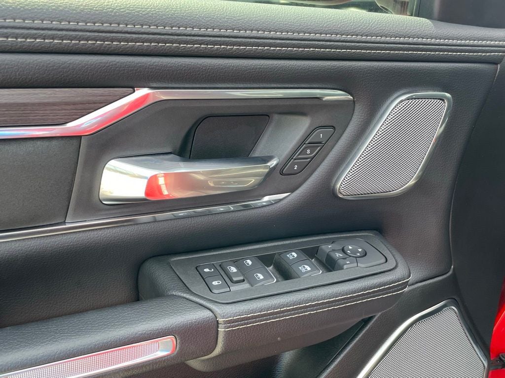 2025 RAM 1500 Laramie - HURRICANE MOTOR / VENTILATED SEATS