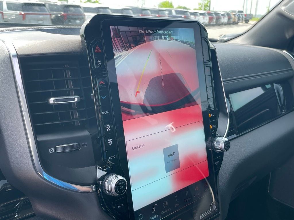 2025 RAM 1500 Laramie - HURRICANE MOTOR / VENTILATED SEATS