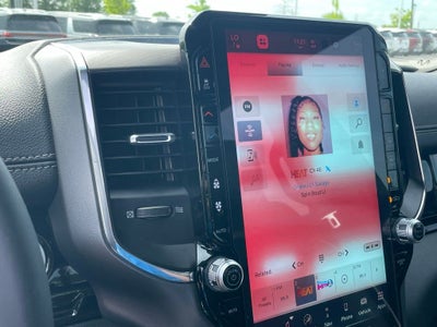 2025 RAM 1500 Laramie - HURRICANE MOTOR / VENTILATED SEATS