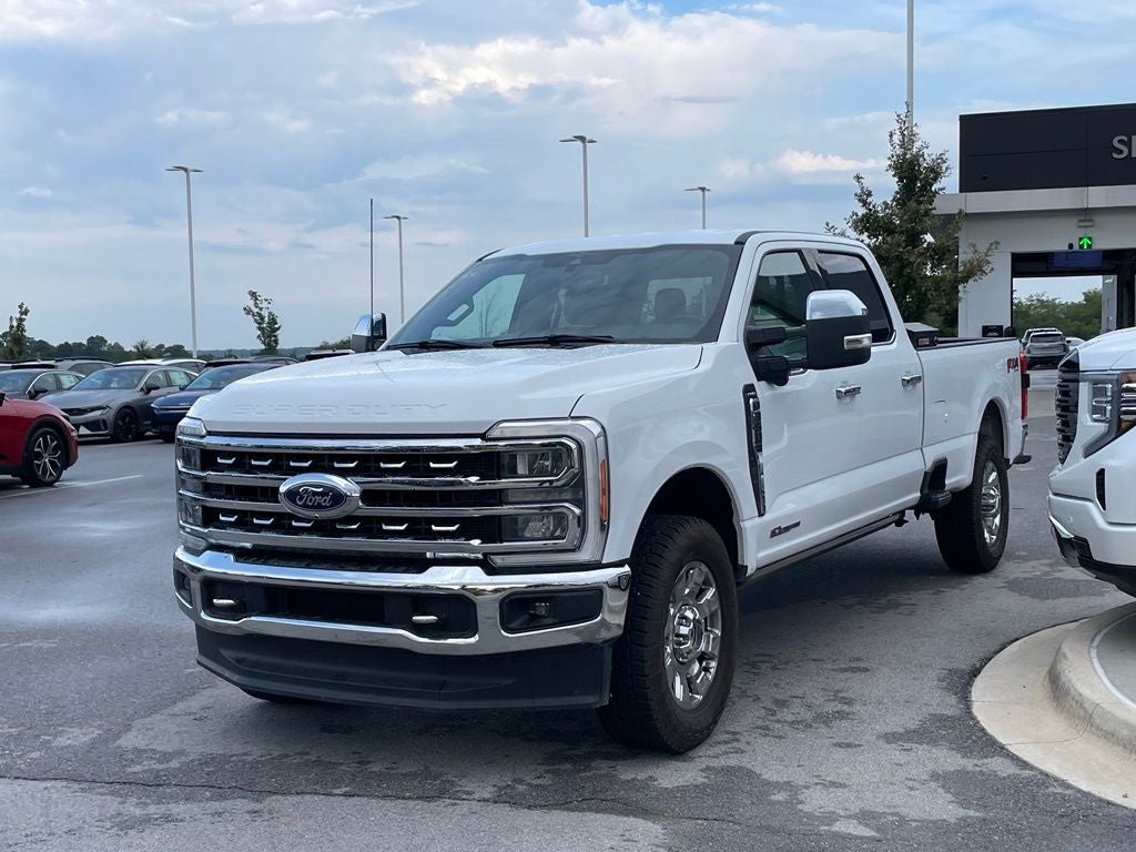 2023 Ford F-350SD Lariat - 6.7 LARIAT / POWER RUNNING BOARDS