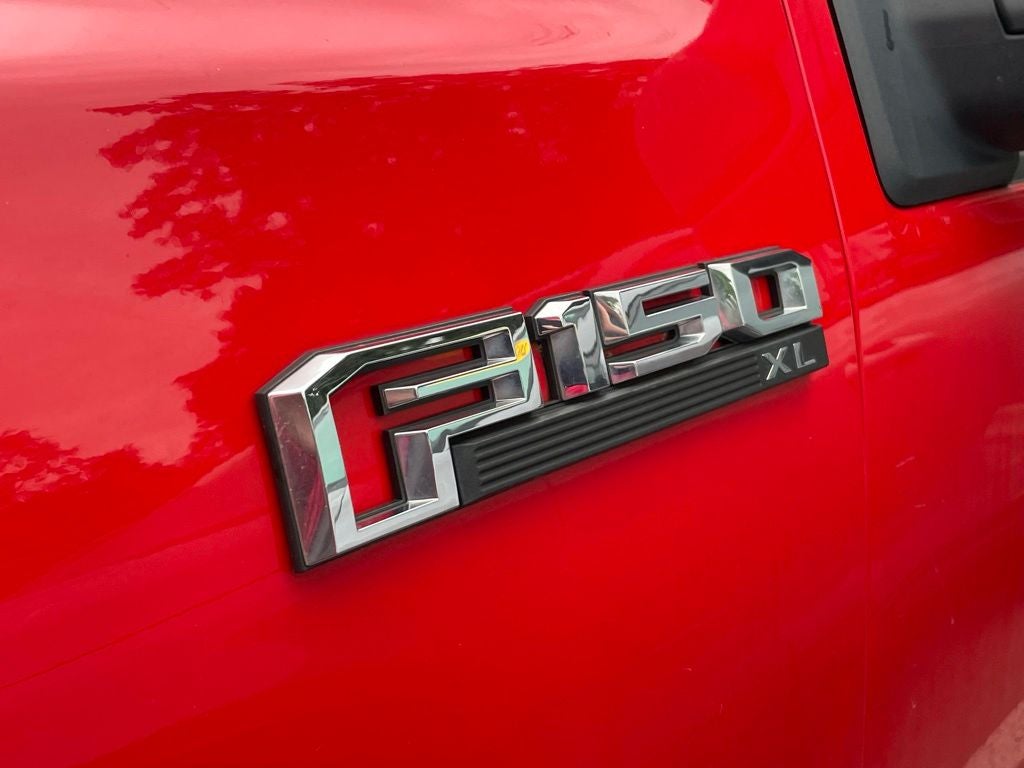 2015 Ford F-150 XL - 5.0 V8 / CRUISE CONTROL
