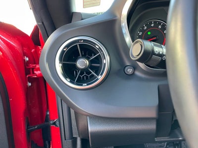 2024 Chevrolet Camaro 2LT 2LT - SUNROOF / 9-SPEAKER BOSE SYSTEM