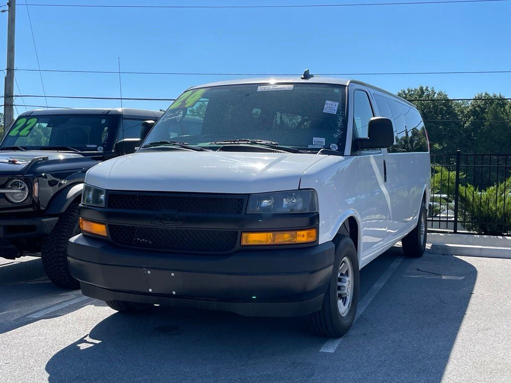 2024 Chevrolet Express 3500 LS Passenger