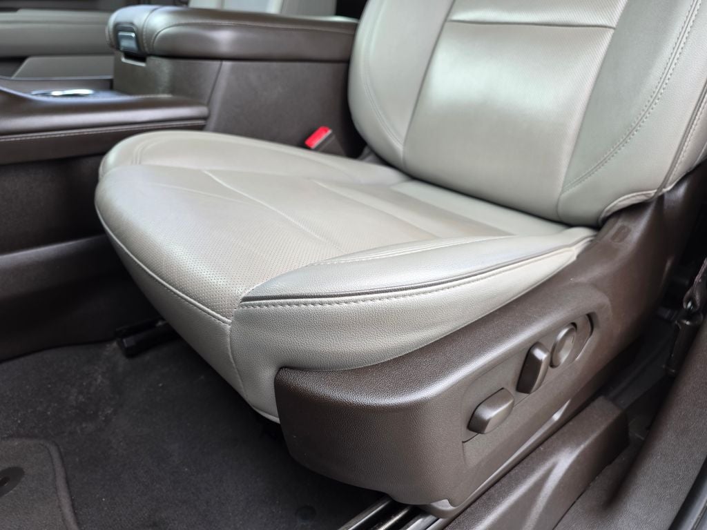 2022 GMC Yukon SLT - PANORAMIC SUNROOF / POWER LIFTGATE
