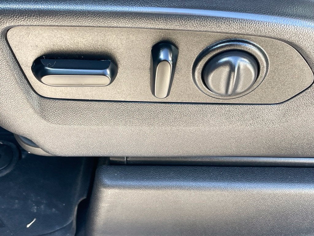 2021 GMC Sierra 2500HD SLT - POWER SUNROOF / VENITLATED FRONT SEATS