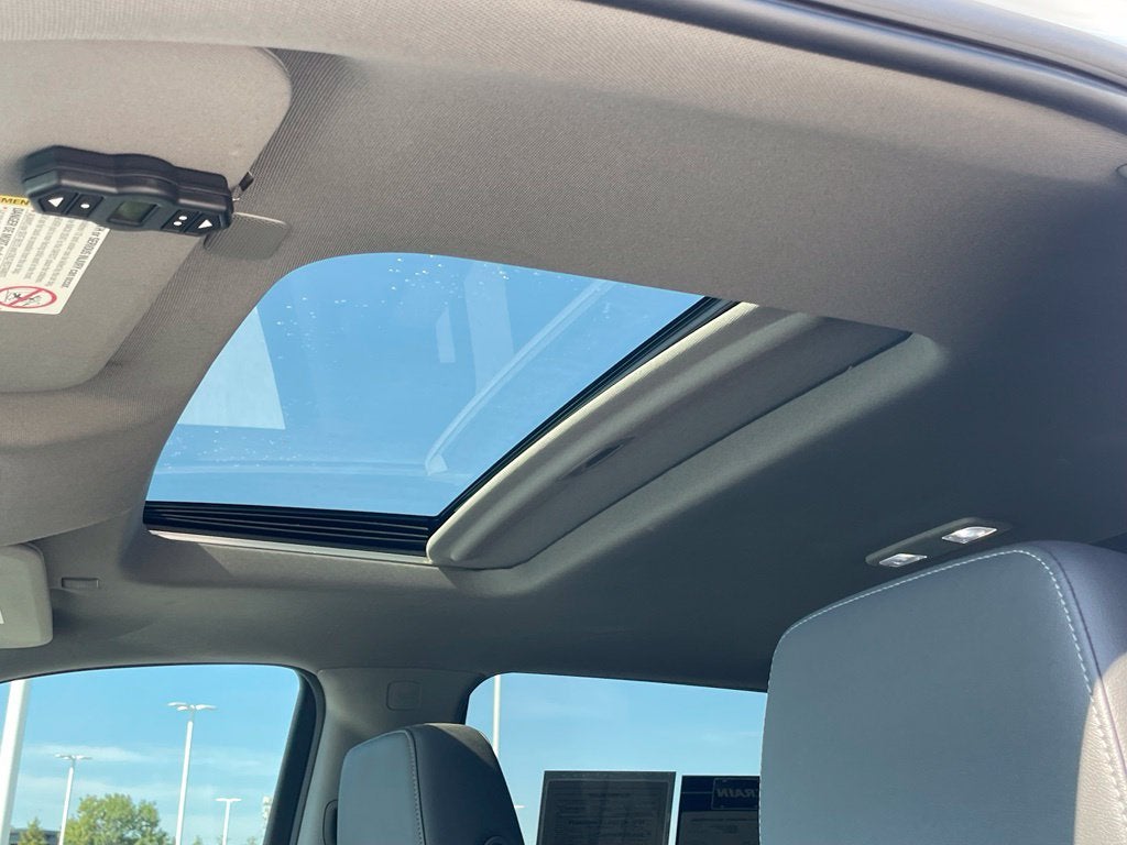 2021 GMC Sierra 2500HD SLT - POWER SUNROOF / VENITLATED FRONT SEATS