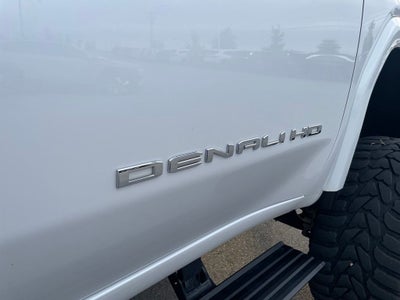 2022 GMC Sierra 2500HD Denali - 8" LIFT/ SUNDOWN AUDIO / CUSTOM HITCH