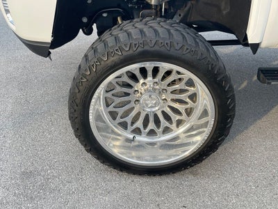 2022 GMC Sierra 2500HD Denali - 8" LIFT/ SUNDOWN AUDIO / CUSTOM HITCH