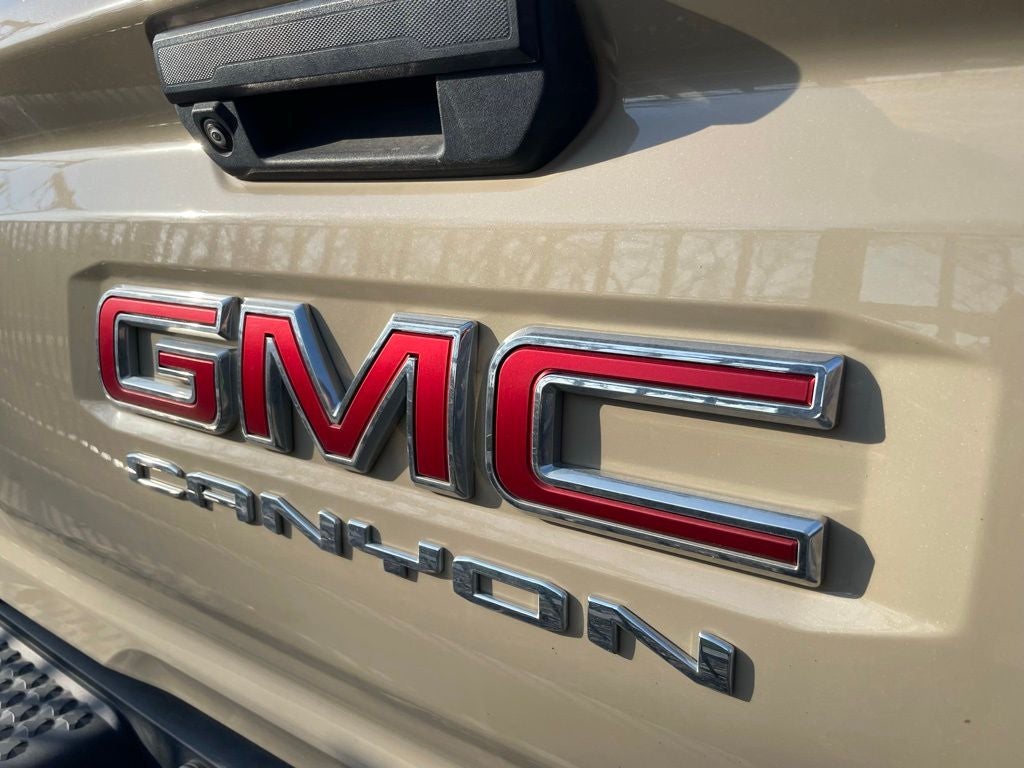 2023 GMC Canyon Elevation - CLEAN CARFAX / FORWARD COLLISION ALERT