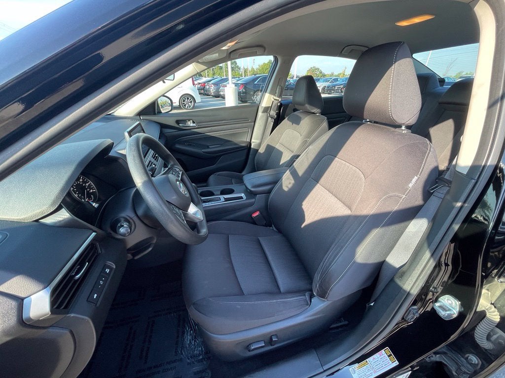 2020 Nissan Altima 2.5 S - 39 MPG / APPLE CARPLAY