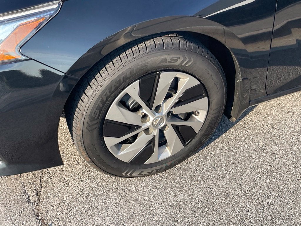 2020 Nissan Altima 2.5 S - 39 MPG / APPLE CARPLAY