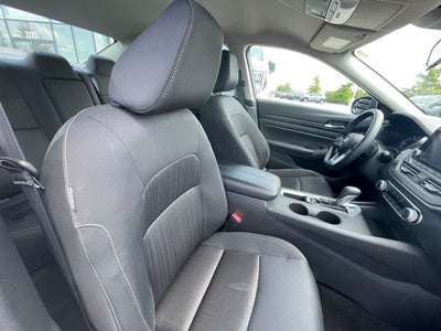 2025 Nissan Altima 2.5 SV - 39 MPG / REMOTE START