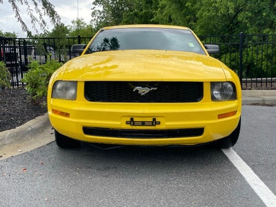 2005 Ford Mustang Base