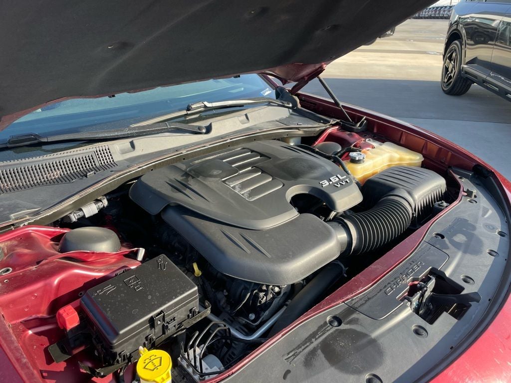 2019 Dodge Charger SXT - APPLE CARPLAY / REMOTE START