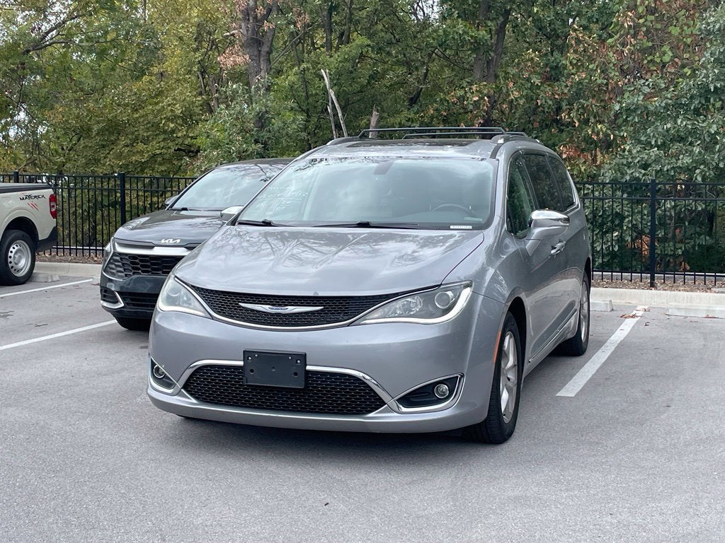 2020 Chrysler Pacifica Limited - POWER MOONROOF / VENTILATED SEATS