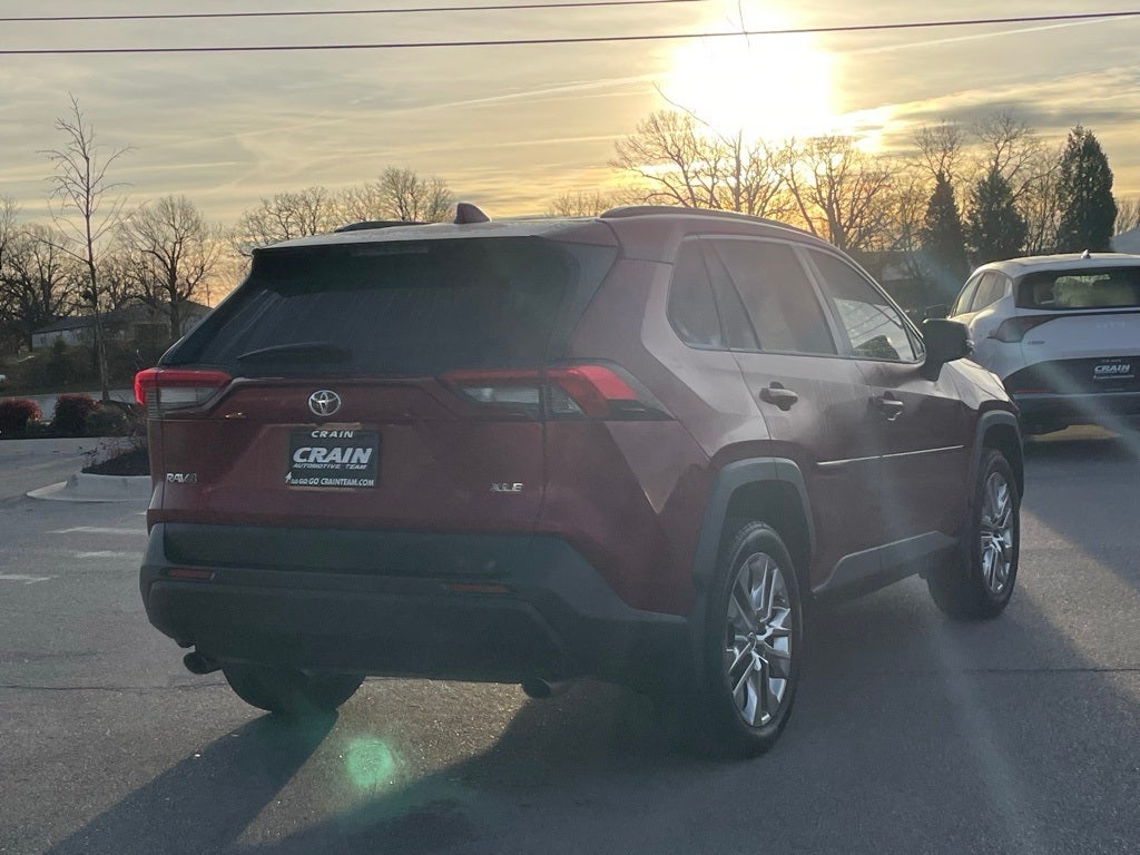 2021 Toyota RAV4 XLE Premium - PRE-COLLSION SYSTEM / AUTOMATIC HIGH BEAMS