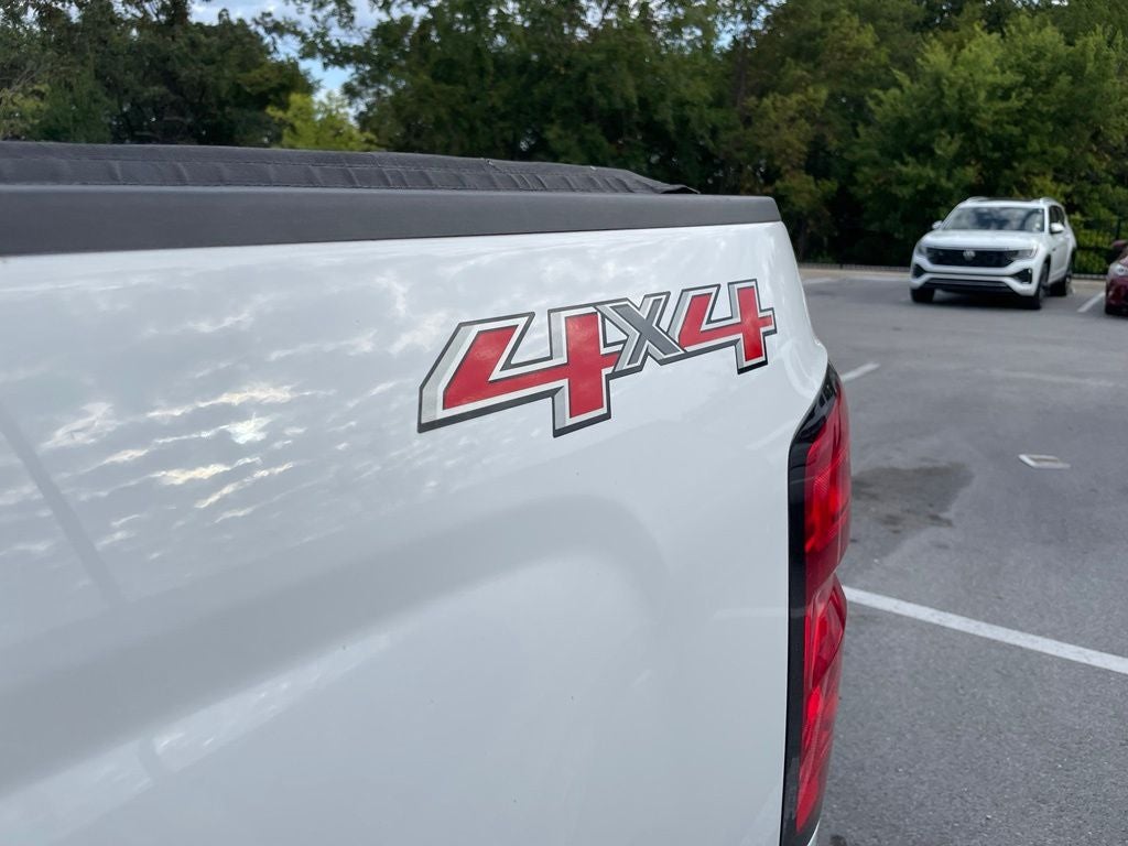 2017 Chevrolet Silverado 1500 LT LT1 - POWER DRIVERS SEAT / CLEAN CARFAX