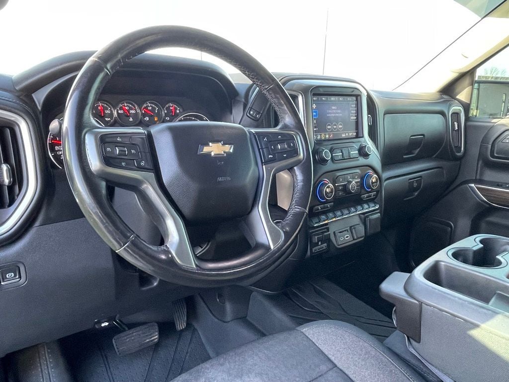 2019 Chevrolet Silverado 1500 LT - ONE OWNER / CLEAN CARFAX