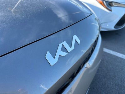 2024 Kia Forte LXS - KIA CERTIFIED / BLIND SPOT ASSIST