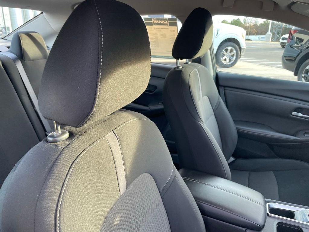 2024 Nissan Sentra SV - 8 INCH TOUCHSCREEN / BLIND SPOT WARNING