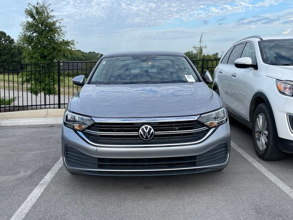 2024 Volkswagen Jetta 1.5T SE - 40 MPG / RAIN SENSING WIPERS