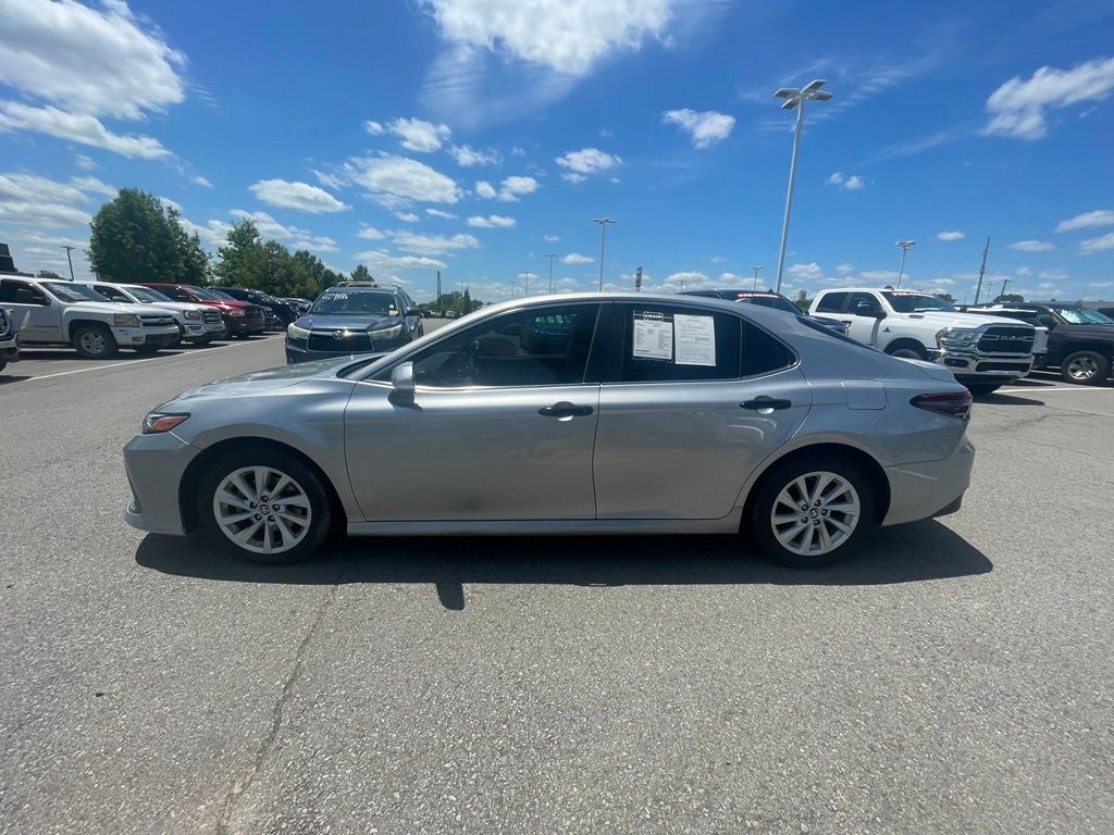 2022 Toyota Camry LE - APPLE CARPLAY / 8 WAY POWER DRIVER SEAT