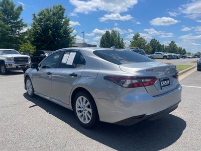 2022 Toyota Camry LE - APPLE CARPLAY / 8 WAY POWER DRIVER SEAT