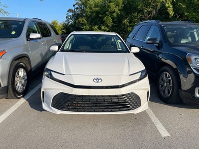 2025 Toyota Camry LE - 53 MPG / APPLE CARPLAY