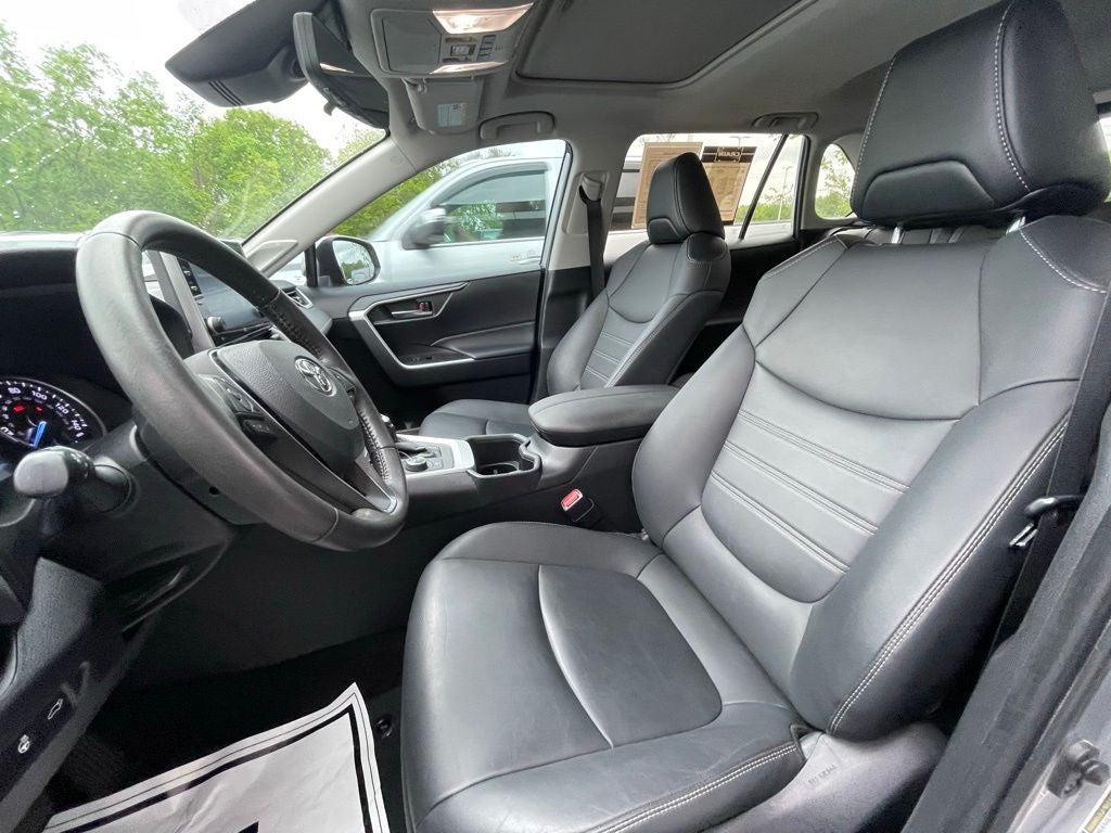 2022 Toyota RAV4 Hybrid XLE Premium - POWER LIFTGATE / APPLE CARPLAY