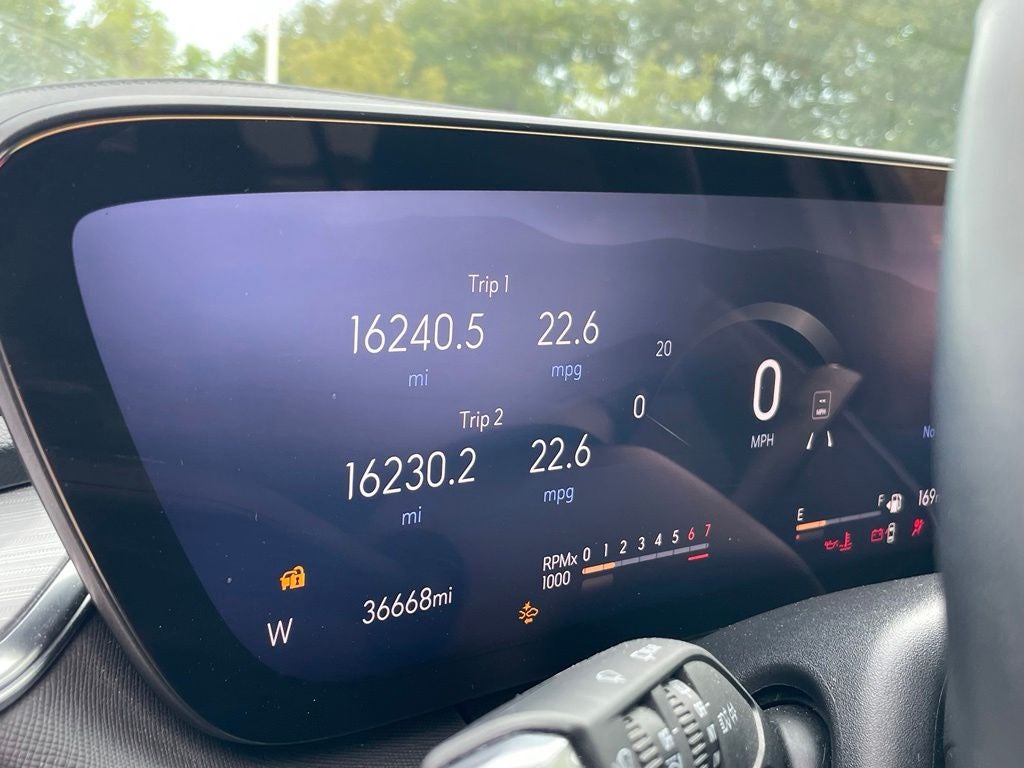 2025 Buick Enclave Preferred - WIRELESS CARPLAY / BOSE PREMIUM SOUND