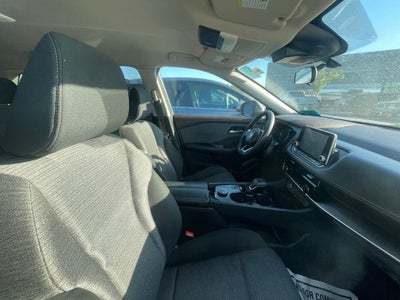 2021 Nissan Rogue SV - REMOTE START / AUTO HEADLIGHTS
