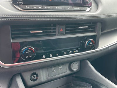 2024 Nissan Rogue SV - REMOTE START / APPLE CARPLAY