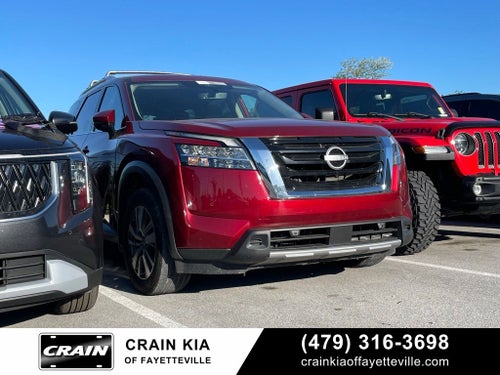 2024 Nissan Pathfinder SL - POWER LIFTGATE / WIRELSS CHARGER