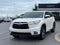 2016 Toyota Highlander XLE V6 - 2ND ROW CAPTAINS CHAIRS / 25 MPG HWY