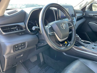2023 Toyota Highlander Hybrid Limited - MOONROOF / VENTILATED SEATS