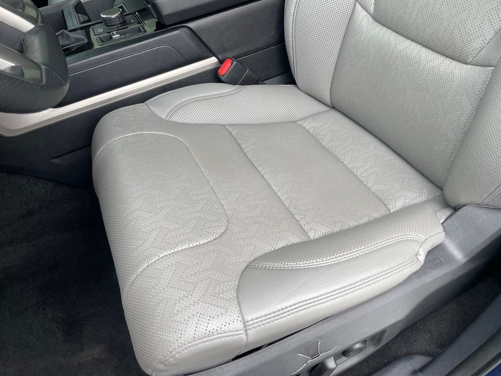 2023 Toyota Tundra SR5 - TRD SPORT PKG / HEATED SEATS
