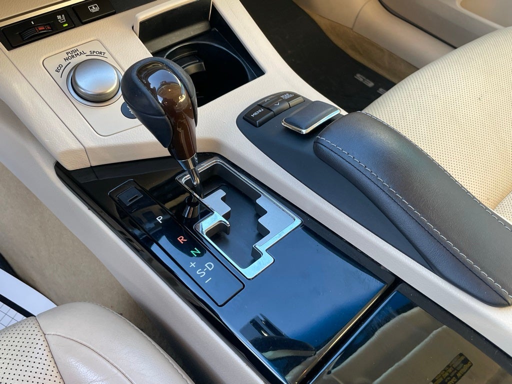 2013 Lexus ES 350 - MOONROOF / HEATED SEATS