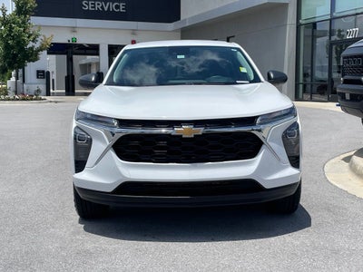 2025 Chevrolet Trax LS