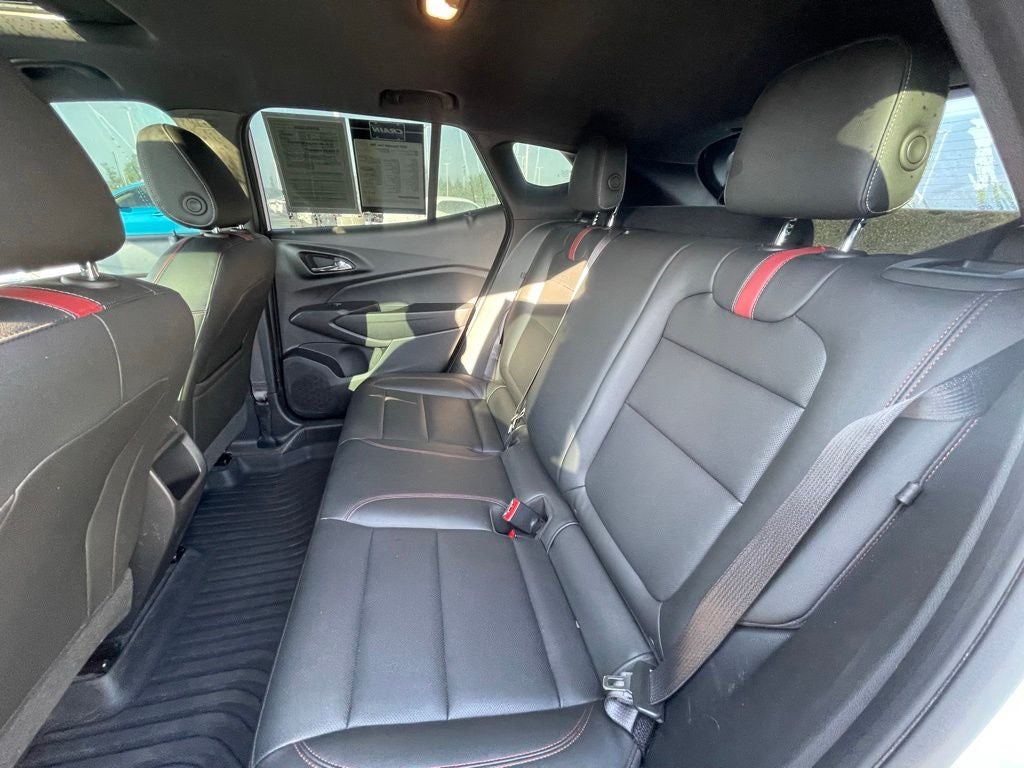2025 Chevrolet Trax 2RS - BLIND ZONE ALERT / POWER SUNROOF