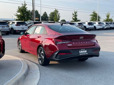 2025 Hyundai Elantra SEL Sport - 39 MPG / APPLE CARPLAY