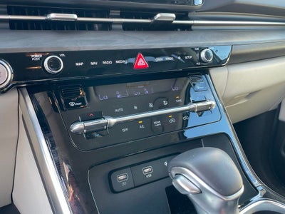 2024 Kia Carnival EX - 8 PASSENGER / NAVIGATION SYSTEM