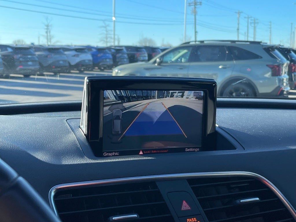 2018 Audi Q3 2.0T Premium Plus quattro - PANORAMIC SUNROOF / CD PLAYER