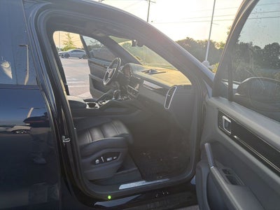 2019 Porsche Cayenne Base - PANORAMIC SUNROOF / MEMORY SEATS